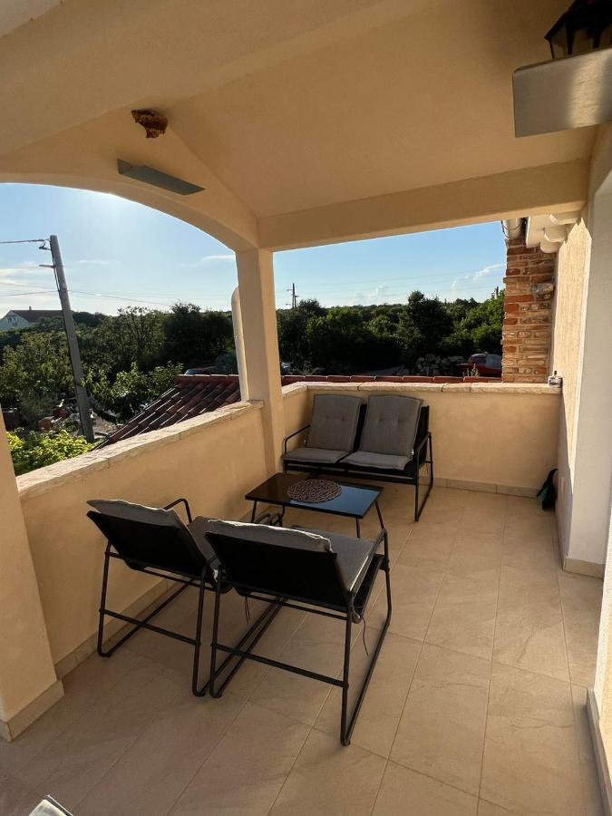 Apartman Lorena Lakmartin ภายนอก รูปภาพ